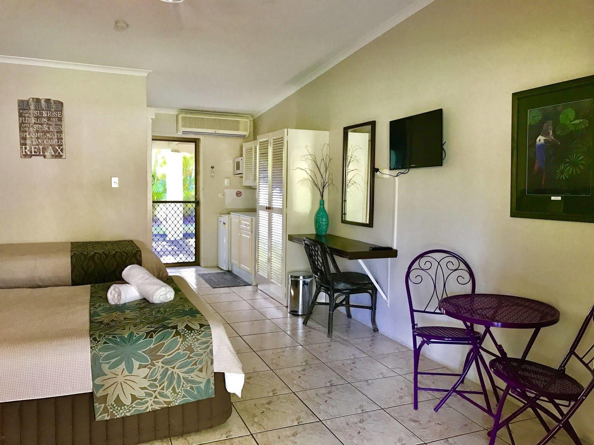 Bramston Beach Motel Extérieur photo