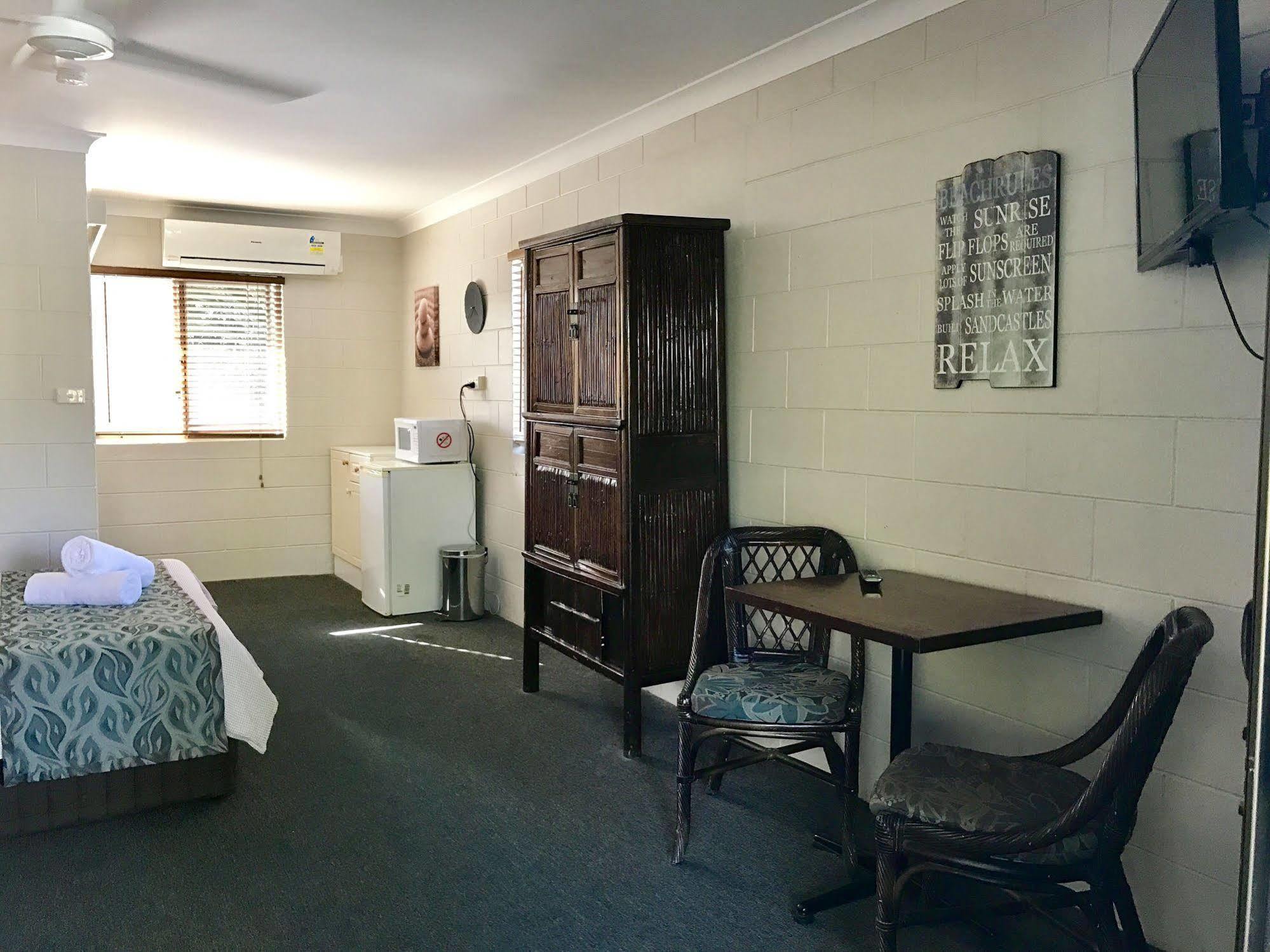 Bramston Beach Motel Extérieur photo