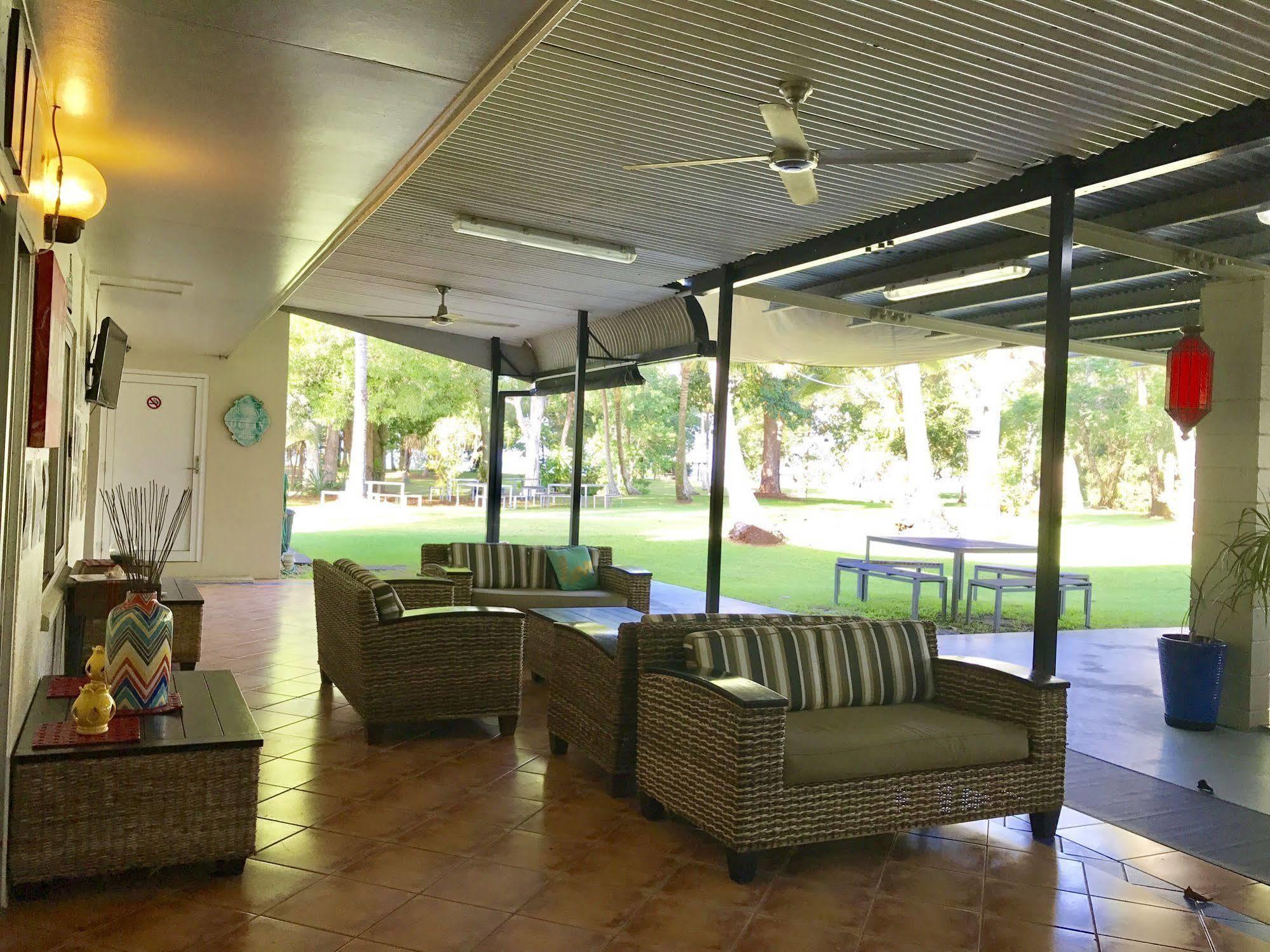 Bramston Beach Motel Extérieur photo