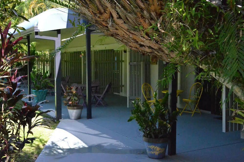 Bramston Beach Motel Extérieur photo